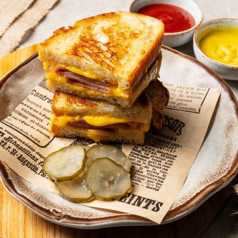 ham and cheese sandwich